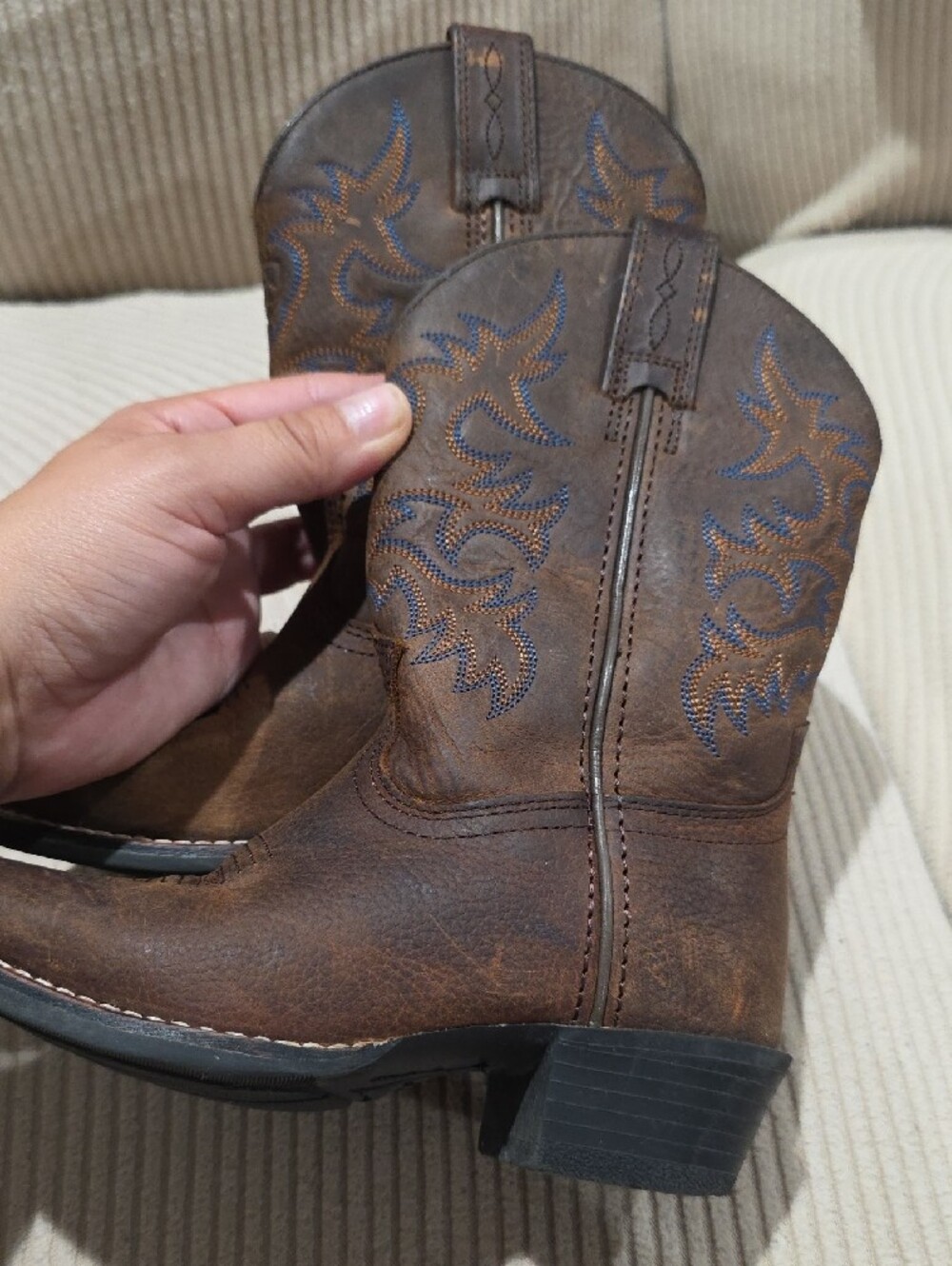 Ariat Brown Kids Western Cowboy Boots with Blue Stitching - Picture 5 of 6